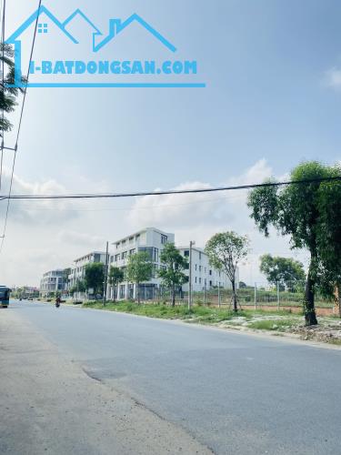 Bán Nhà 3 Tầng, Ô TÔ Ngủ Nhà , Cạnh Global City, Liên Phường, 5 Tỷ TL - 2