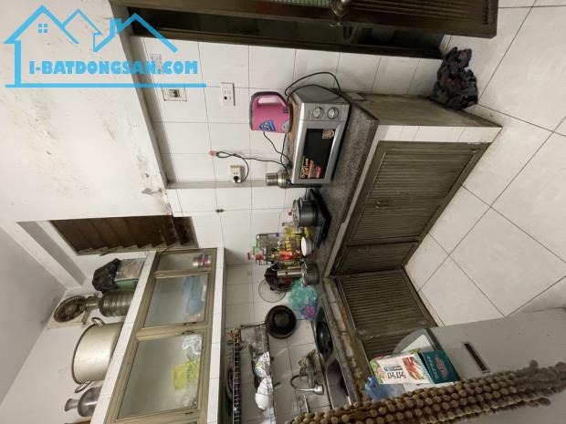 HOMESTAY PHỐ CỔ - 2 tầng Chân Cầm (Phủ Doãn) 32m MT4m chỉ 6 tỷ - NGÕ NÔNG SÂN RỘNG THOÁNG - 2