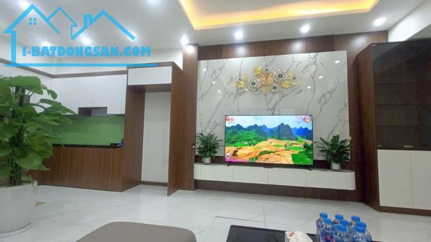 Chính chủ BÁN GẤP căn nhà 5 tầng tại Văn Điển, Ngọc Hồi, Thanh Trì, 3 ngủ, giá nhỉnh 4 tỷ - 1
