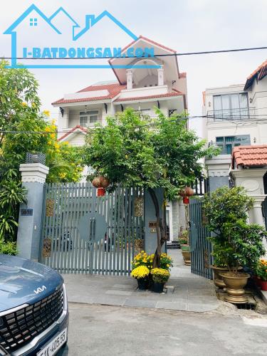 58 Tỷ-Bán Biệt Thự Trệt 3 Lầu Khu Compound Hoa Hồng,Đường 12 Trần Não,Q2 DT:284m2(10,2x29)