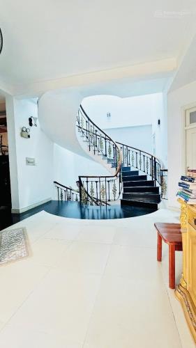 58 Tỷ-Bán Biệt Thự Trệt 3 Lầu Khu Compound Hoa Hồng,Đường 12 Trần Não,Q2 DT:284m2(10,2x29) - 1