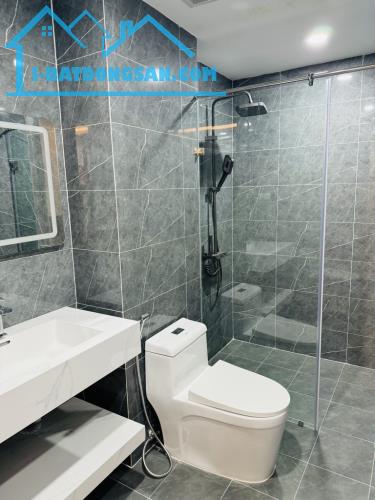Bán nhà Mặt ngõ Phú Thượng 66m2 Ô TÔ -7 tầngThang máy, ngõ thông, MT 4m chỉ 16,x tỷ - 4