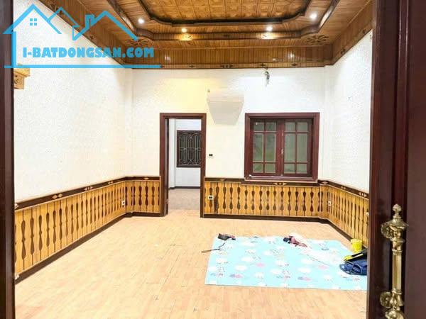 Bán Căn Mặt Phố Nguyễn Văn Cừ, Long Biên Nhỉnh 30Tỷ. 115m2, 4T Vỉa Hè, Kinh Doanh - 2