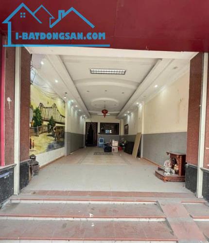 BÁN NHÀ MP NGUYỄN VĂN CỪ LONG BIÊN 120M2 3T NHỈNH 30 TỶ VỈA HÈ ĐÁ BÓNG - 2