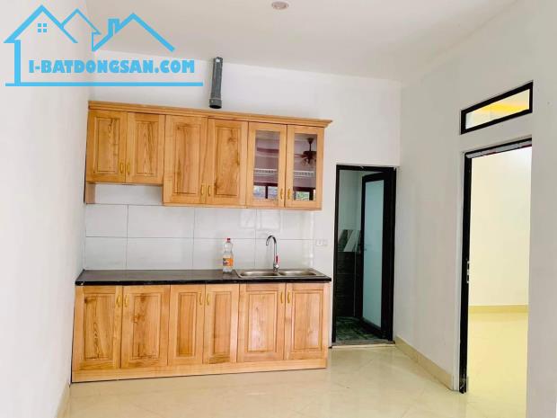 Bán lô góc Có sẵn nhà Chỉ Đạo - Văn Lâm – Nhỉnh Tỷ,  55m - ô tô vào. Lh 0835459289