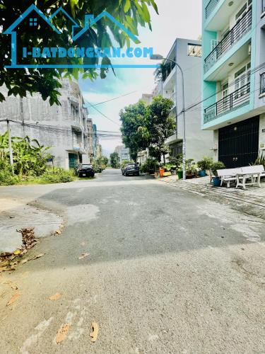 CHỦ BÁN THIỆN CHÍ 02 NỀN NHÀ PHỐ QUẬN BÌNH TÂN ĐƯỜNG OTO CÓ CHỖ ĐẬU XE SHR - 1