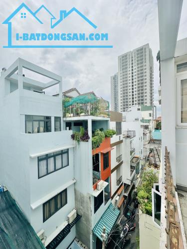 Hẻm Ô Tô Quận 10 - 3.8 x 7 - 5 Tầng BTCT - Chỉ 6.6 Tỷ