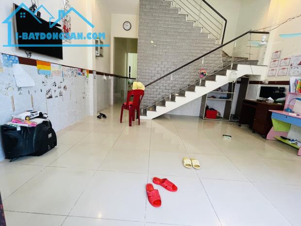 + 👉 SỐC SIÊU PHẨM GẤP GẤP BÁN NHÀ Đ LK 56 BHHB Bình Tân 5x14m 2L Chỉ 4xT - 3