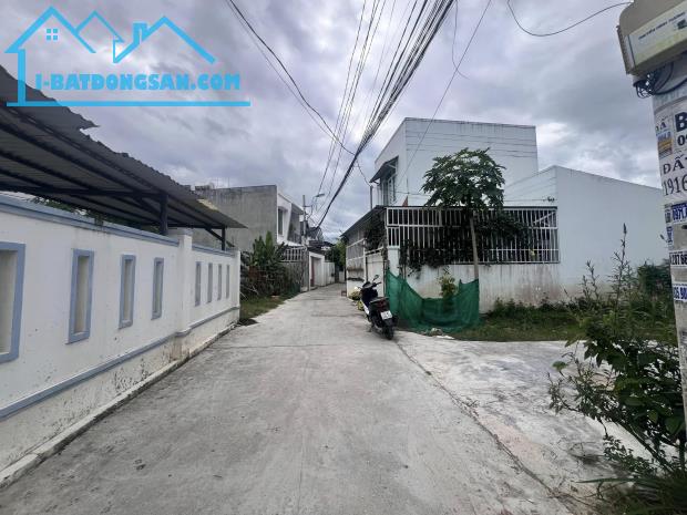 Bán lô đất 112m2 (full thổ cư) xã Vĩnh Thạnh - Nha Trang, đường oto. Giá chỉ 2tỷ2