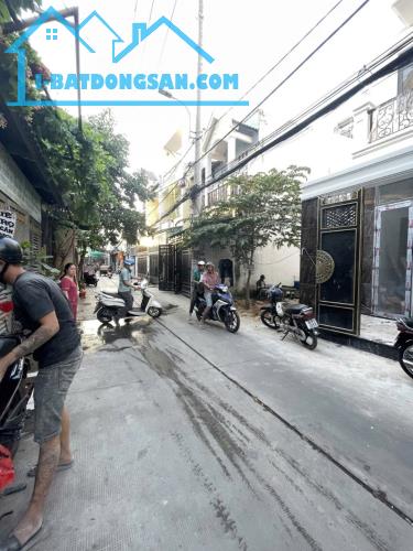 Siêu Phẩm mặt King Doanh gần chợ Bình Thành hẻm 6m thông KD 56m2,4Tầng Nhỉnh 5tỷ - 1
