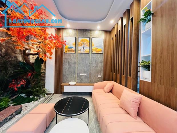 QUÁ ĐẸP - NHÀ MỚI Ở NGAY - 3 PHÚT SANG PHỐ - BÁN NHÀ NGỌC THỤY - 34MX 5TẦNG - CHỈ 5.4 TỶ - 1