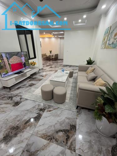 NHÀ MỚI LÕI NGỌC LÂM 60M, 6T, MT4M, NỞ HẬU, 3 THOÁNG, THANG MÁY, GẦN Ô TÔ QUAY ĐẦU. - 1