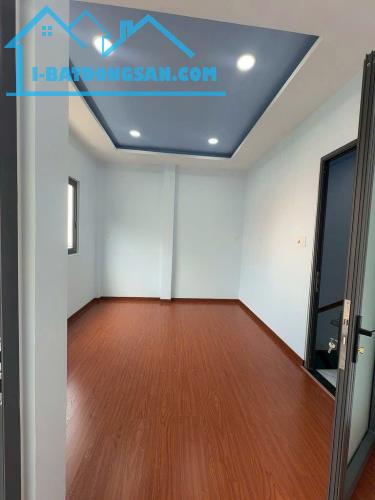 Nhà mới Lô nhì Tôn Đản DTSD 80m2 nhỉnh 4Ty - 1