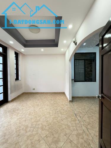 Bán nhà Bình Thạnh - Phường 12 - Hẻm xe tải - Giá Chào 11,8 tỷ . - 1