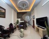 Bán Nhà Phố Vương Thừa Vũ, 40m²x5 Tầng, Ngõ Nông, Gần Ô Tô, Thoáng Sáng, Giá Chỉ 7.3 Tỷ