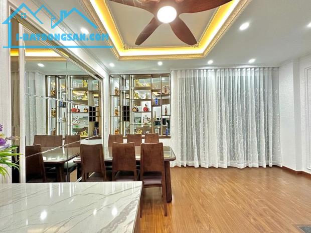 BÁN NHÀ CẦU GIẤY - 35M², 6 TẦNG - FULL NỘI THẤT SANG TRỌNG - GIÁ 7.9 TỶ - 4