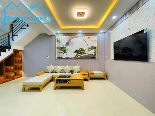 🏡 XE HƠI ĐỖ CỬA - 41M2 - 5x tỷ - 2