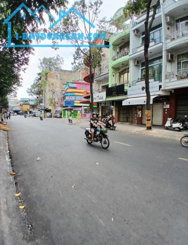 Cc mặt tiền Trần Tuấn Khải, P.5, Q.5, DT: 6 X 21 (126m2), giá 3 tỷ 08.