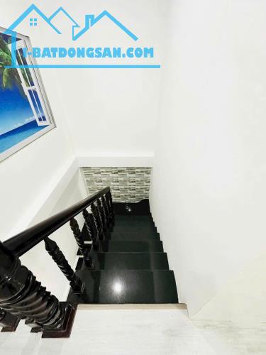 CHO THUÊ NHÀ HẺM 91B NGUYỄN ĐỆ, AN HÒA - NINH KIỀU  GIÁ RẺ - NHÀ ĐẸP - Ô TÔ VÀO TẬN NƠI - 3
