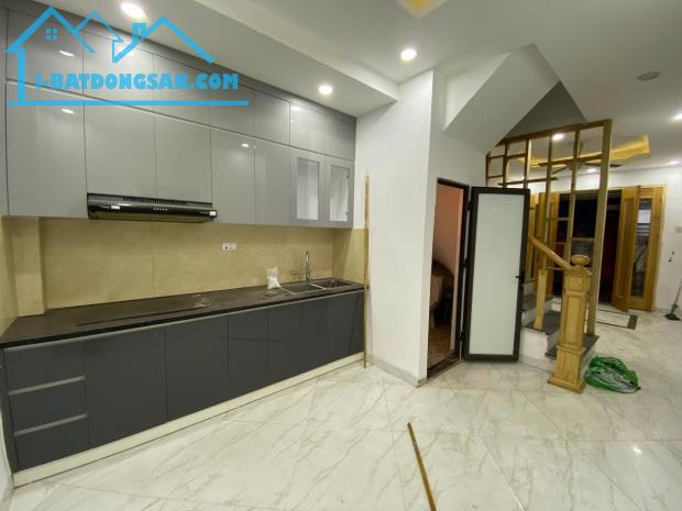 Diện Tích Rộng, Ở Luôn, Giá hơn 9 Tỷ Trung Tâm Quận Nam Từ Liêm, Đại mỗ - 1