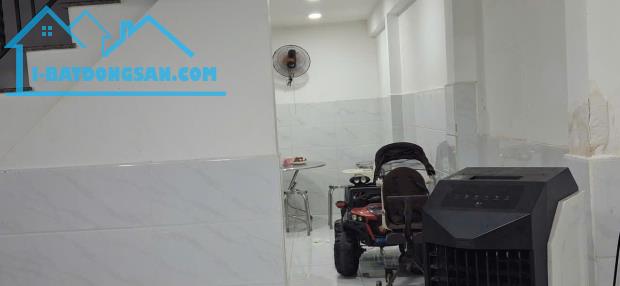 ĐỐI DIỆN VẠN PHÚC CITY - HẺM XE HƠI - DT LỚN 65M2 - 3PN, 2WC GIÁ CHỈ 4,85 TỶ - 1
