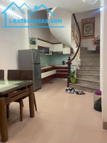 Ba Đình nhà đẹp 33m2 x 5 tầng - Ngõ thông thoáng - Gần phố.