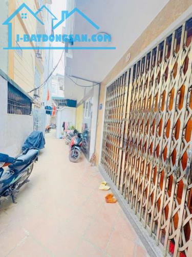 THỤY KHUÊ - NHÀ ĐẸP DÂN XÂY TÂM HUYẾT - GIÁ TỐT - 35M2X5T - 6,8 TỶ