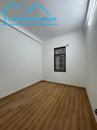 Siêu phẩm nhà Giáp Bát dân xây 40m 4t ngõ thông tiện ích bạt ngàn ngay trung tâm 8.98 tỷ
