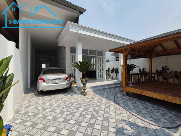 🔥🔥Chủ rất gấp bán giảm thêm 200tr - Nhà sân vườn 210m2 full thổ cư, chỉ còn 6,5 Tỷ. - 3