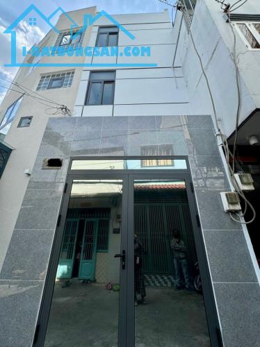 TÂN PHÚ HẺM BA GÁC THÔNG CÁCH XE HƠI 50M - LŨY BÁN BÍCH 3 TẦNG ĐÚC BTCT - ĐẸP LUNG LINH