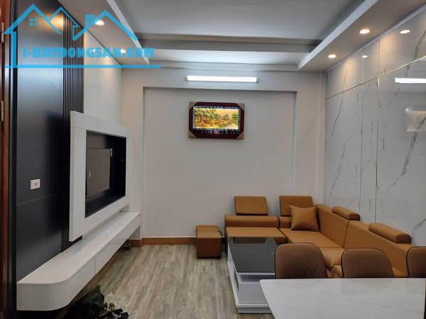 Hiếm. Bán Nhà Dân Xây Phố Ái Mộ, Bồ Đề 5 Tầng Full Nội Thất, Ô Tô Đỗ Cạnh Nhà, Giá 6.x Tỷ - 2