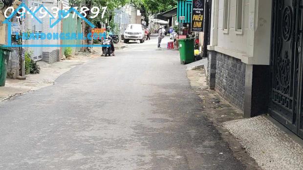 NHÀ MẶT TIỀN 66M2 NGANG 4M 2TẦNG 4PN SHR HOÀN CÔNG ĐỦ GIÁ 12,5TỶ LH 0949351891 MR TOAN