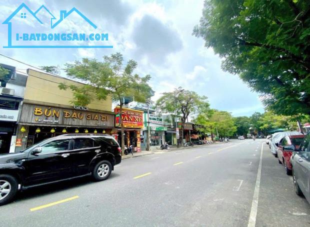 🚀 BÁN GẤP NHÀ MẶT TIỀN KINH DOANH – ĐƯỜNG NGUYỄN HUỆ, PHÚ NHUẬN, TP HUẾ 🔥 105m2 MT 9m - 1