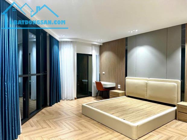BÁN GẤP NHÀ KHUẤT DUY TIẾN THANH XUÂN, GẦN PHỐ OTO ĐỖ CỬA 96M2 MT5.7 THANG MÁY, NHỈNH 23TỶ