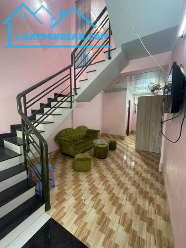 Nhà 5 triệu 2 phòng ngủ Kè Lê Anh Xuân thuận lợi cho việc kinh doanh - 4