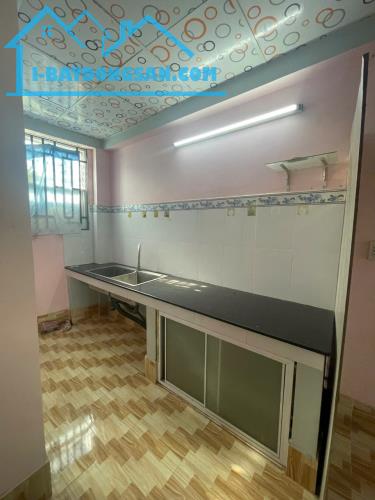 Nhà 5 triệu 2 phòng ngủ Kè Lê Anh Xuân thuận lợi cho việc kinh doanh