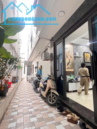 Bán nhà Phú Thượng, quận Tây Hồ diện tích, 5 tầng, khu trung tâm, giá vỏn vẹn chỉ 7.7 tỷ. - 4