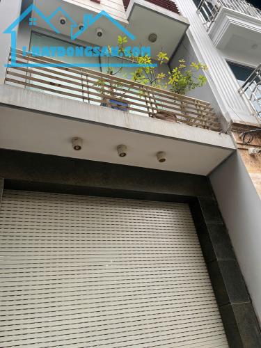 Phân lô Lạc Long Quân- 50m- thang máy- gara- ngõ thông KD- nhỉnh 11 tỷ