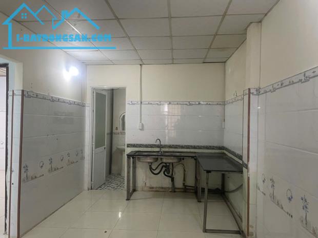 Nhà 4 Tầng BTCT – Gần Mặt Tiền Đinh Thị Thi – Hẻm 5m – Ở Ngay, Kinh Doanh Tốt – Chỉ 8.5 Tỷ - 2