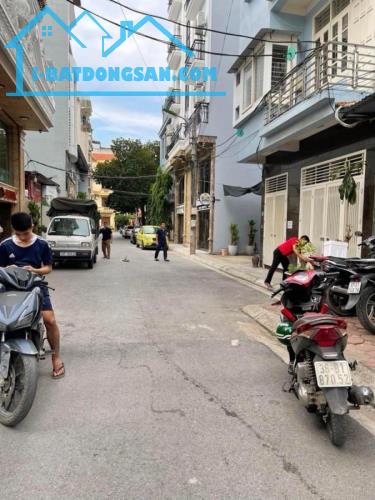 SIÊU PHẨM DÒNG TIỀN – PHÚ ĐÔ, NAM TỪ LIÊM, PHÂN LÔ, KINH DOANH, Ô TÔ TRÁNH, VỈA HÈ, THANG