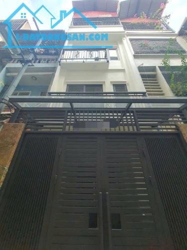 Cho thuê nhà nguyên căn, mới đẹp La Thành, Ba Đình 55m x 4T giá 26 triệu, cách phố 20m - 5