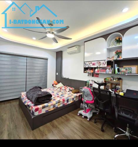 BÁN NHÀ HỒ TÙNG MẬU- 2 MẶT NGÕ DT 37M2 X 5T GIÁ 8.9T LH: 0949859830