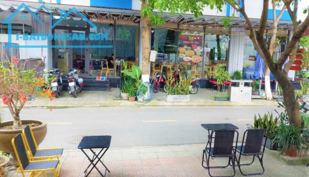 VỪA Ở KINH DOANH GẦN BIỂN 4 tầng mới MỸ KHÊ 1 gần ngay VÕ VĂN KIỆT