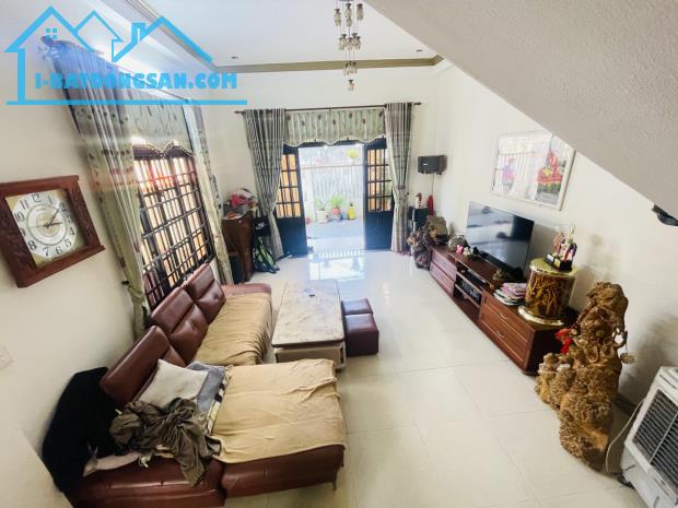 🍀🍀🍀LÔ GÓC 3 MẶT THOÁNG - NHÀ ĐẸP 3 TẦNG - KIỆT 10M Ô TÔ TRÁNH - GIÁ TỐT BẤT NGỜ!🍀🍀🍀 - 3