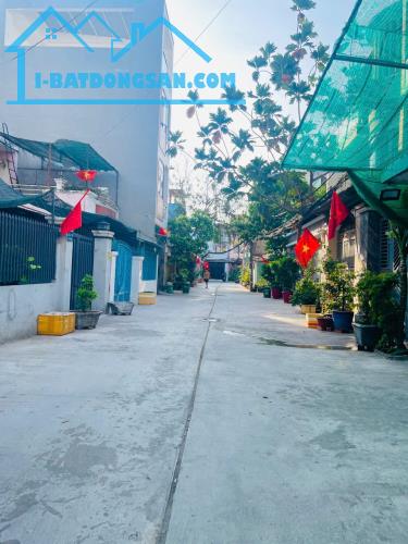 BÁN NHÀ ĐẸP -HẺM XE HƠI THÔNG- ĐƯỜNG TÊN LỬA, KỀ AEON BÌNH TÂN- 3TẦNG BTCT-3PN NHỈNH 7 TỶ