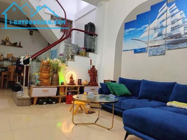 Bán Nhà Quận Hoàng Mai, DT42m2, 5Tầng, Gần Phố, Mặt Ngõ Thông, Giá Chào Bán 6.8tỷ - 1