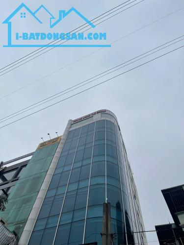 BÁN NHÀ MẶT PHỐ HÀO NAM, ĐỐNG ĐA,  KINH DOANH, LÔ GÓC, DT 65M2* MT 10M* GIÁ 21.5 TỶ