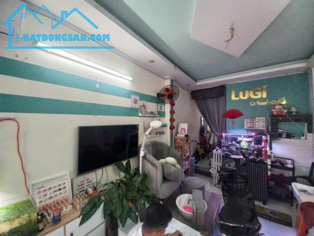 Nhà bán, Đường 147, Phước Long B, Thủ Đức. Giá 4.7 tỷ - 1