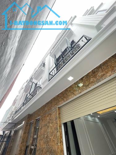 Nhà mới đẹp không có nhà đối nhà tại Chợ Hoa Đằng HẢi Hải An