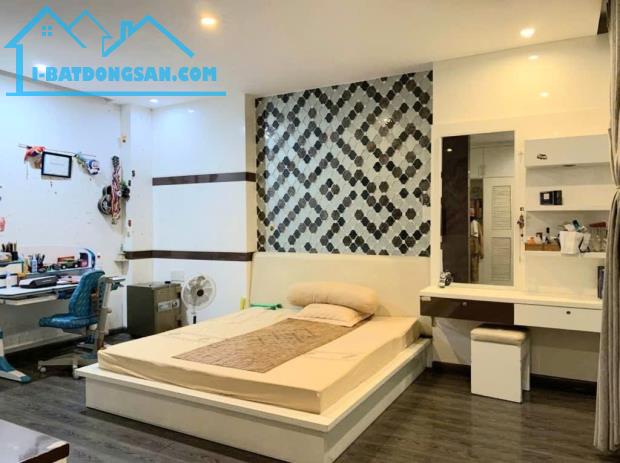 DT lớn 150m2 ngang to 6.5m - Biệt thự mini ngay Lotte Mart, hơn 11TyTL